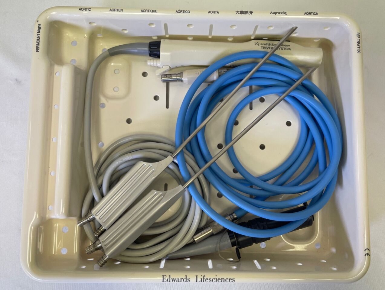 SMITH & NEPHEW 2 Illuminators Trivex Shaver Light Cord & Illuminators w/ Sterilization Case — photo 2