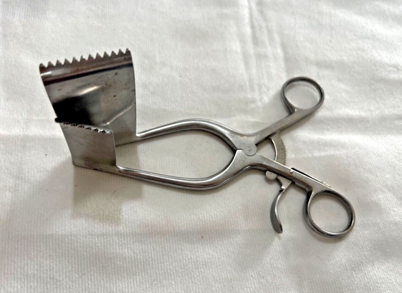 CODMAN  Darling Popiteal Self-Retaining Left Retractor 6-3/4" Length Orthopedic — photo 4