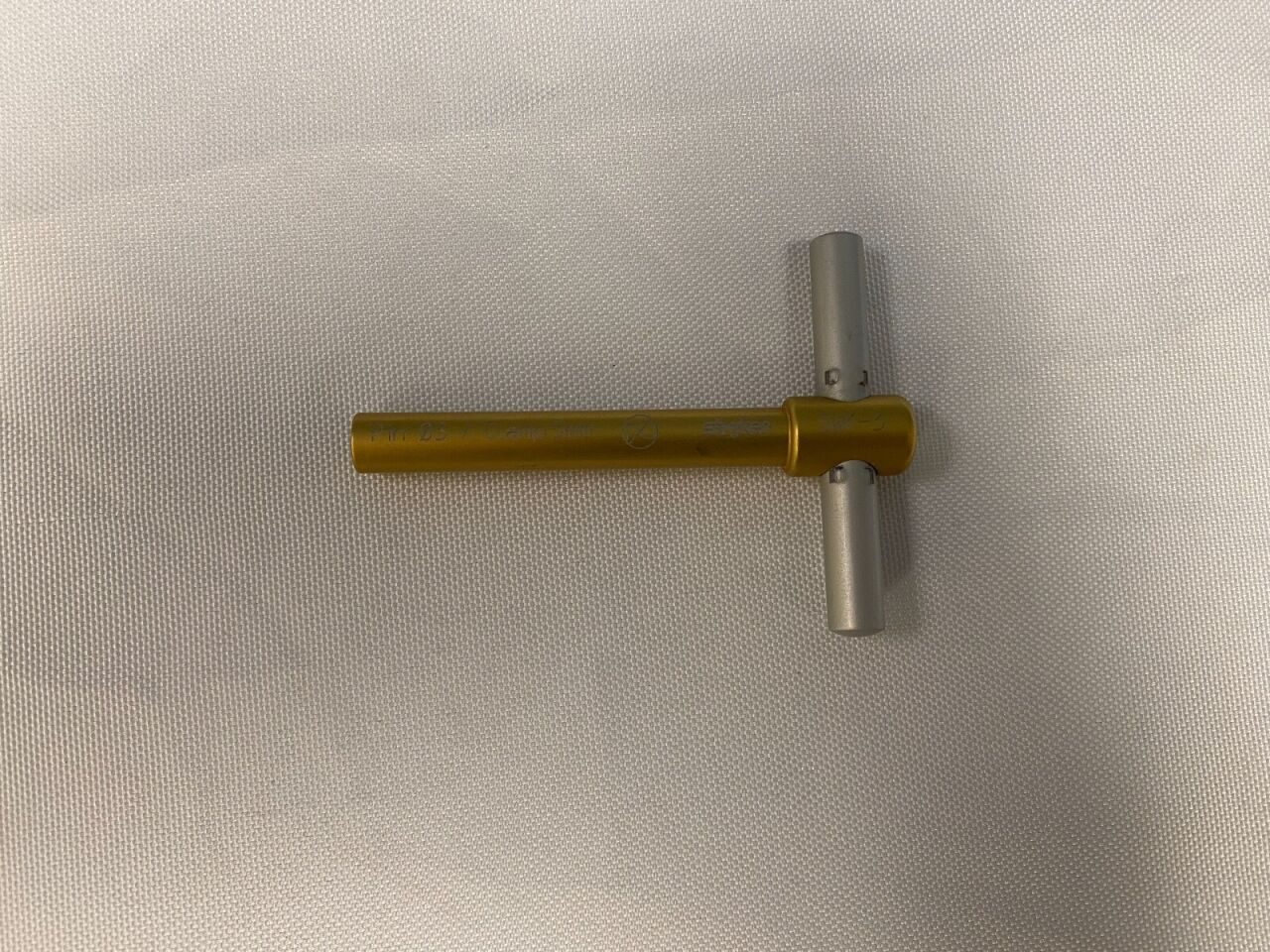 STRYKER SWK-3 T-Handle Screw & Pin Driver — photo 1