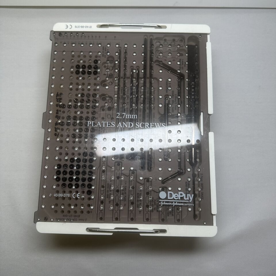 DEPUY  2.7mm Plates and Screws — photo 6