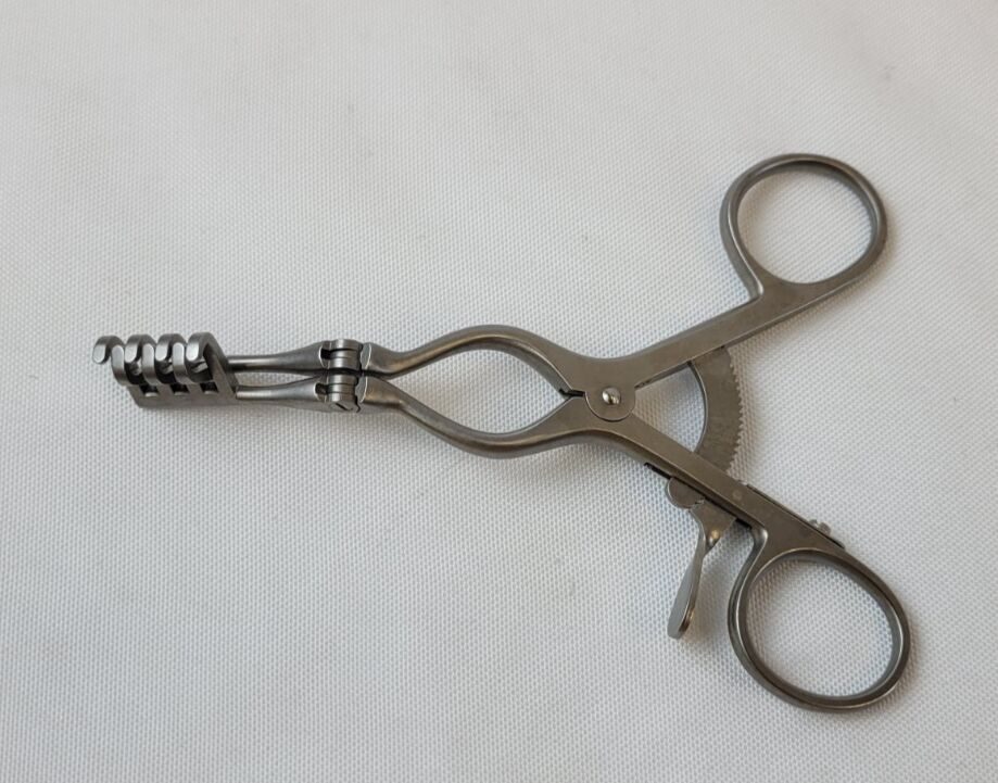 PILLING 16-5380 Beckman-Weitlaner Retractor, Blunt, 4 X 3 Prong, Hinged, 6" — photo 2