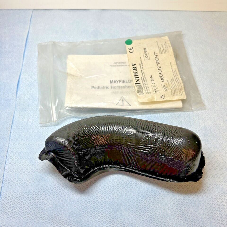 INTEGRA A-1051 Mayfield OMI Pediatric Horseshoe Headrest Right Pad