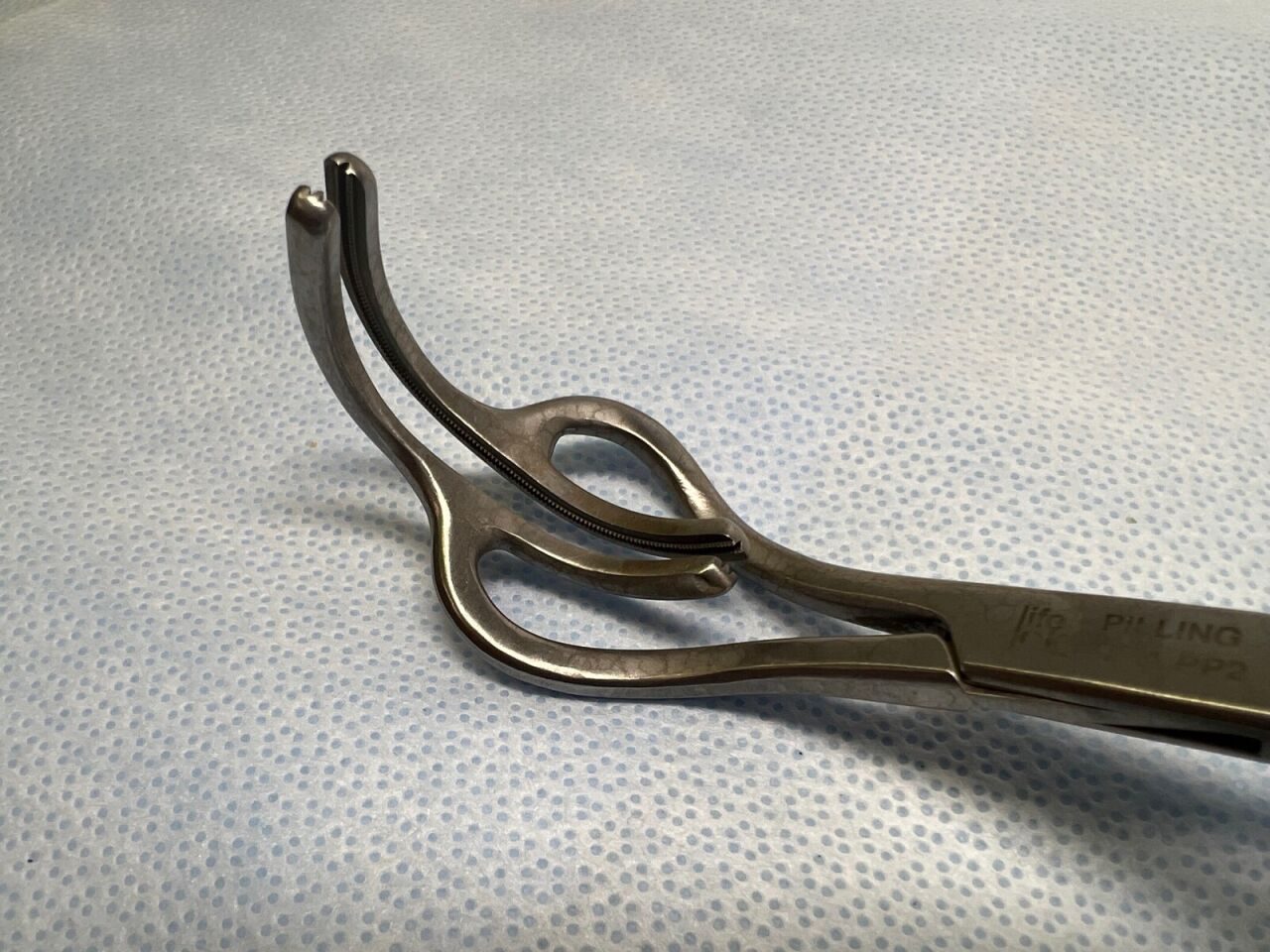 PILLING 35-3583 DeBakey Strong Aorta Lambert Clamp Curved 8-1/8" — photo 3