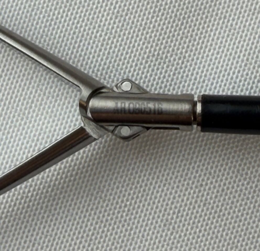 GERMAN STAINLESS ARO90516 5mm x 35cm Insulated Rotating Babcock Grasper — photo 4