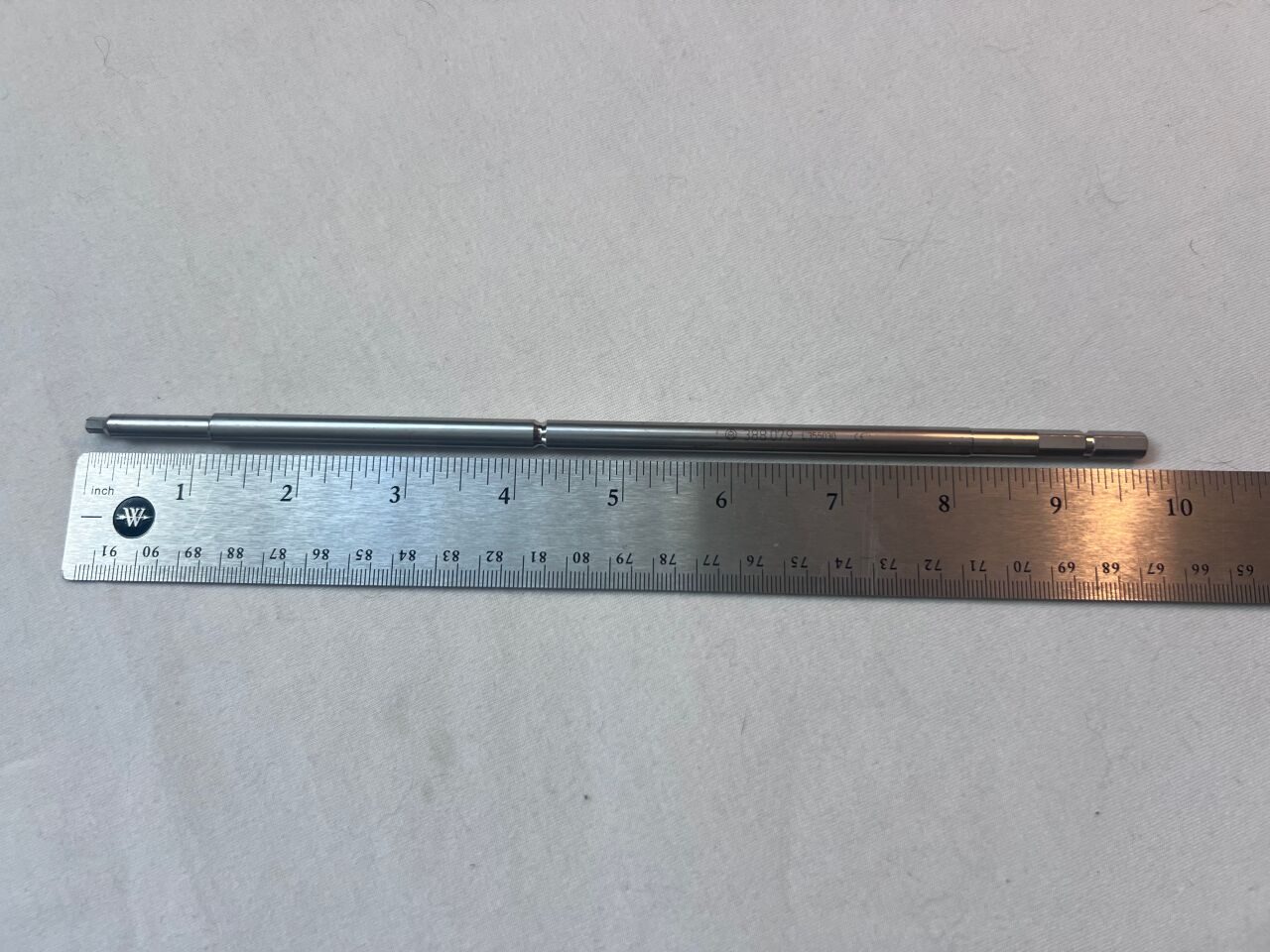 SYNTHES 388.079 Hexagonal Screwdriver Shaft 6mm Quick-Coupling — photo 2