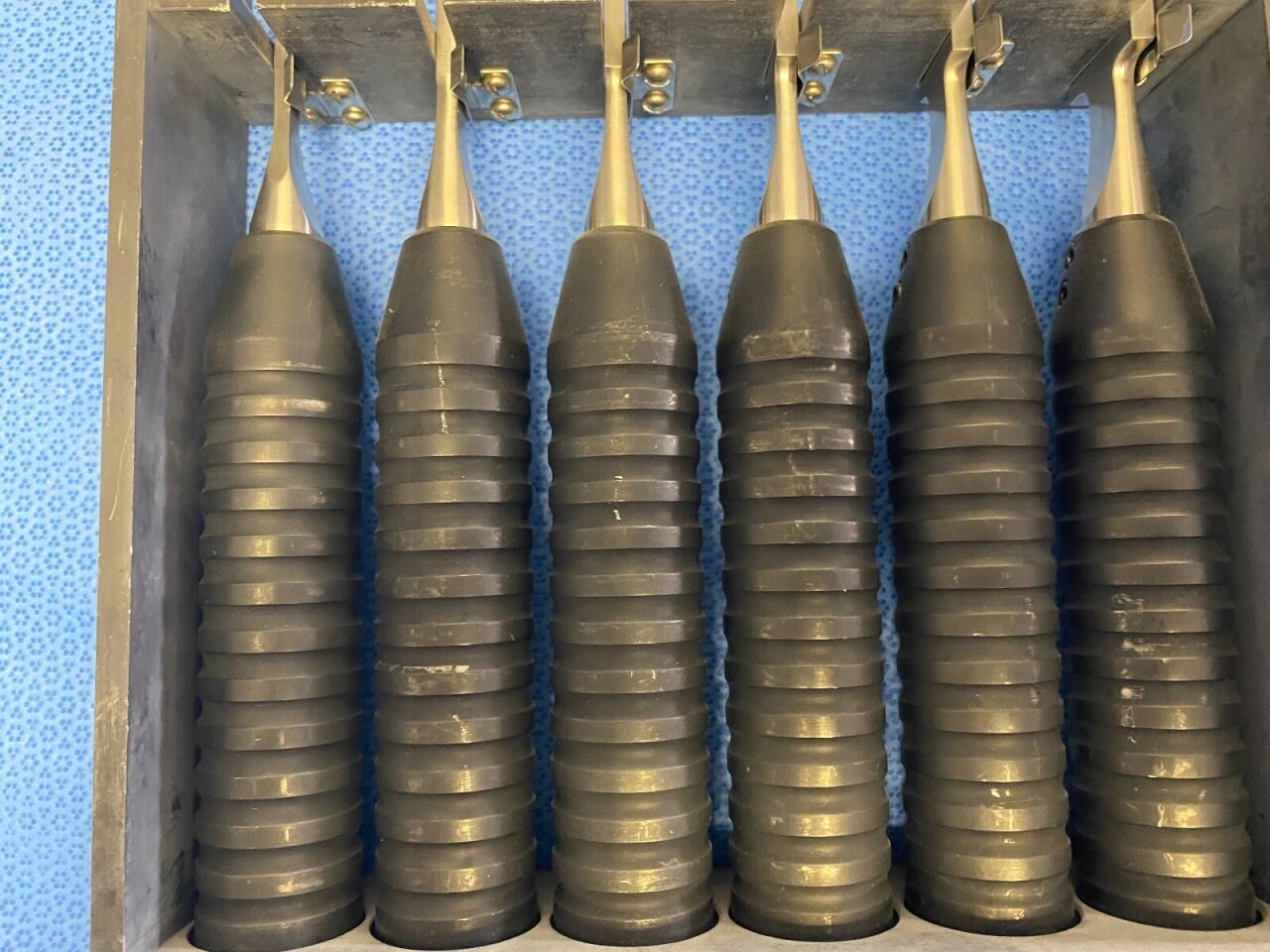 CODMAN Various Karlin Curved Chisels w/ Case Magnum Handles — photo 5