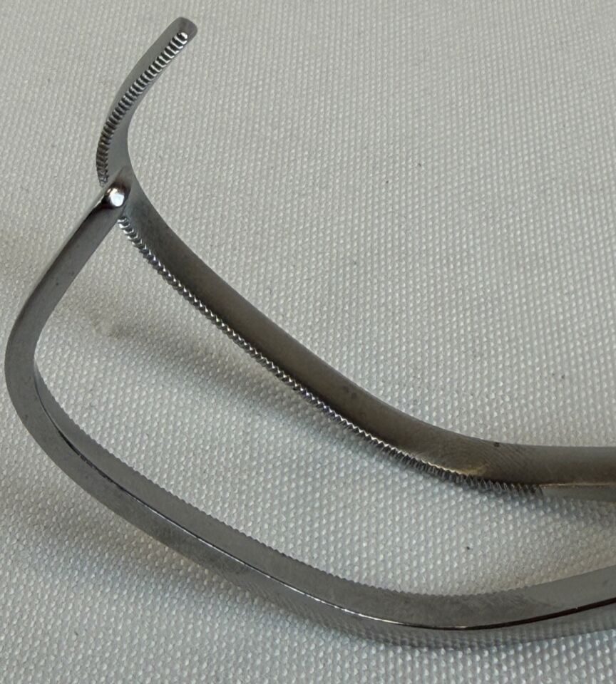 SCANLAN 2002-116 Hunter-Satinsky Aortic Clamp 4cm Blunt Potts Teeth Jaws 8.75" — photo 3