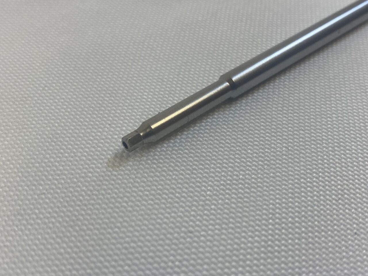 SYNTHES 314.1 2.5 mm HEXAGONAL DRIVER Shaft — photo 4