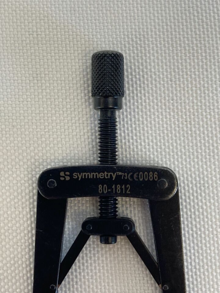 SYMMETRY 80-1812 MicroVascular Modified Black Anodized Alm Retractor 4x4 Prong — photo 2