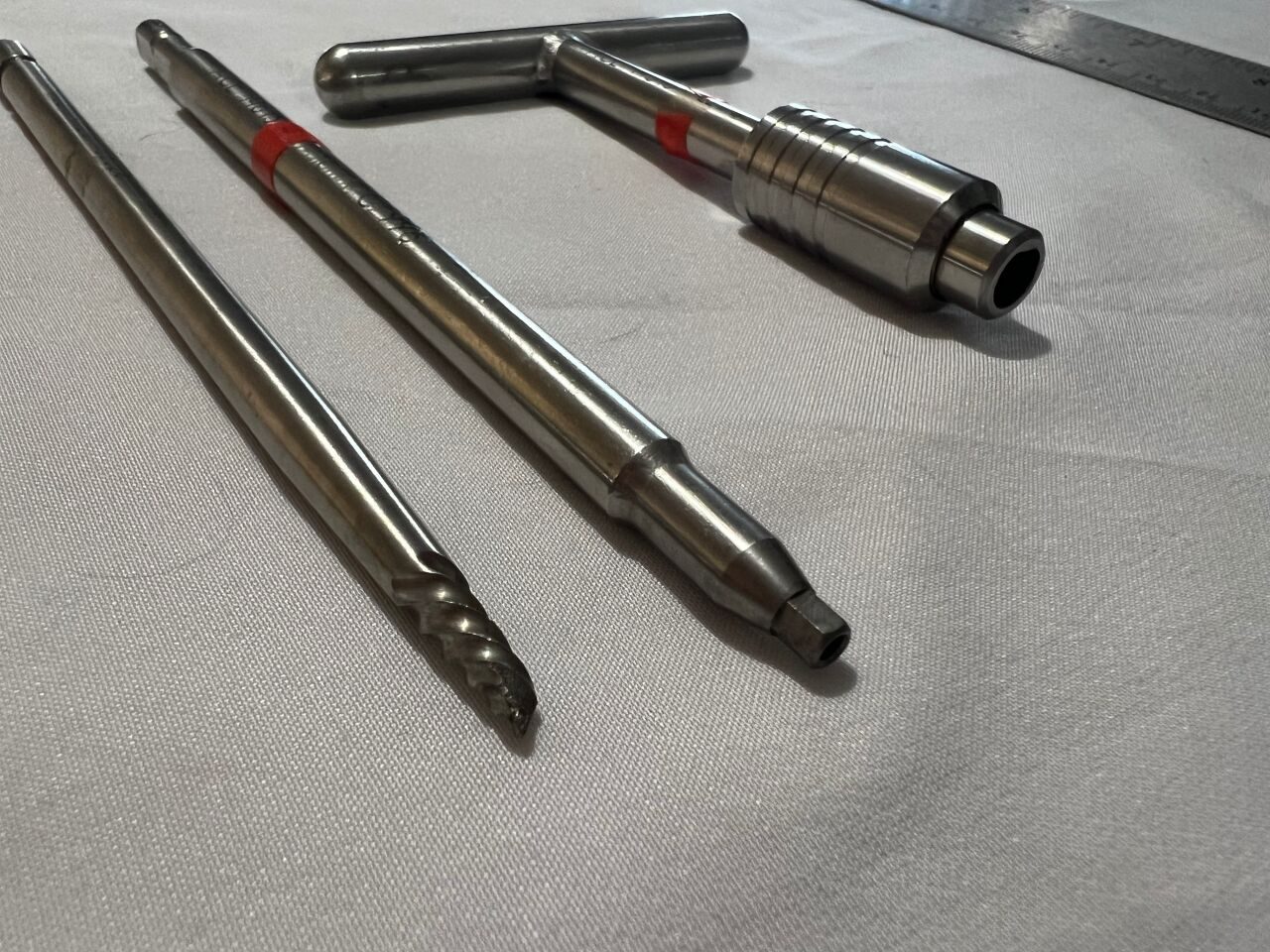 ACE  Cannulated T-Handle Driver Tap System — photo 2
