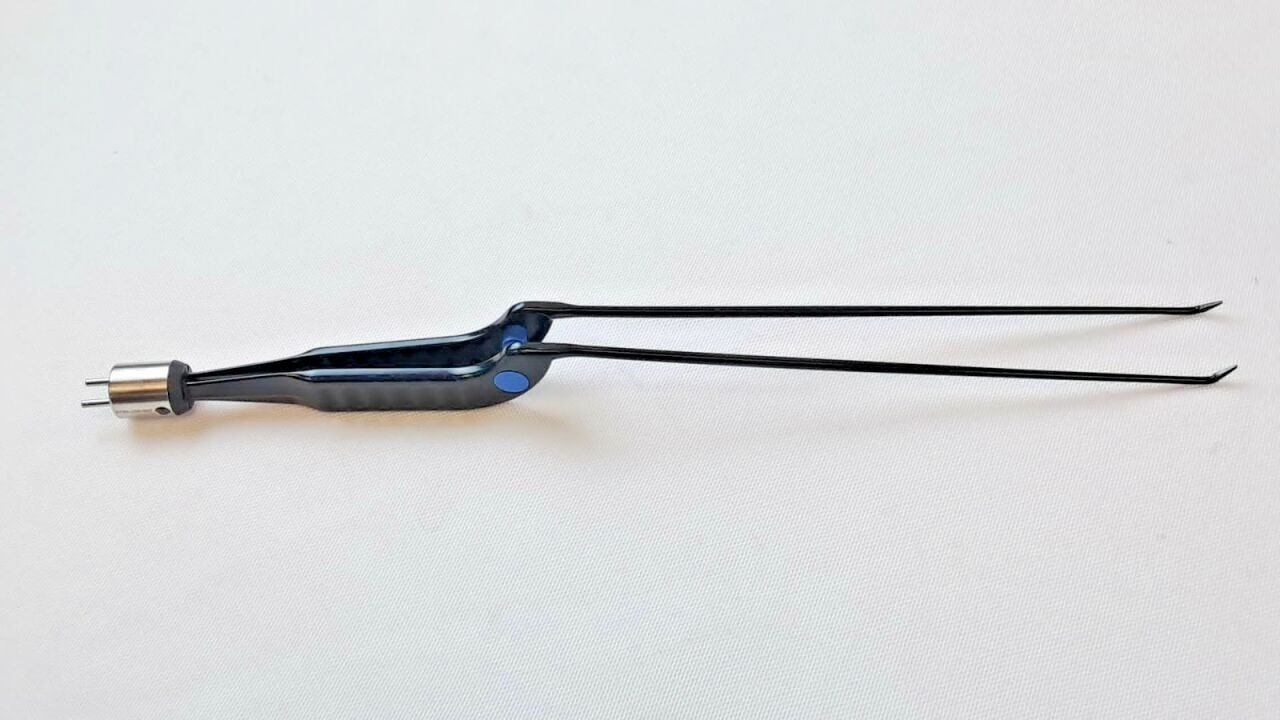 STRYKER 6750-250-507 SILVERGlide Non-Stick Bipolar Forceps 45deg UP 0.7mm w/ Case — photo 4