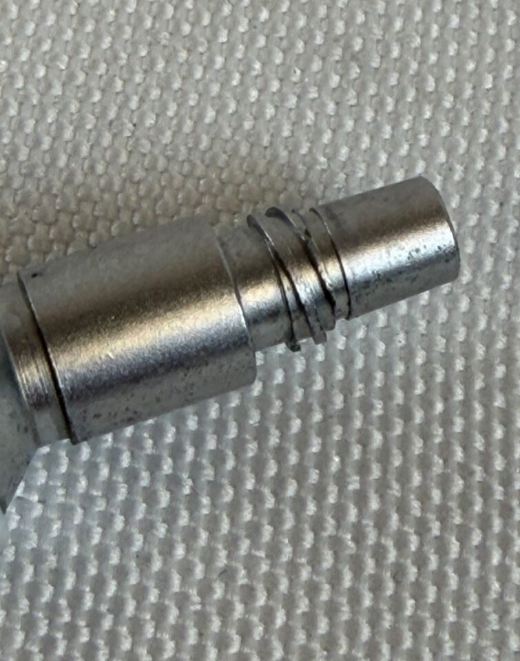 GYRUS ACMI 75R Screw On Luer Lock Adapter with Valve Threaded Stopcock — photo 3