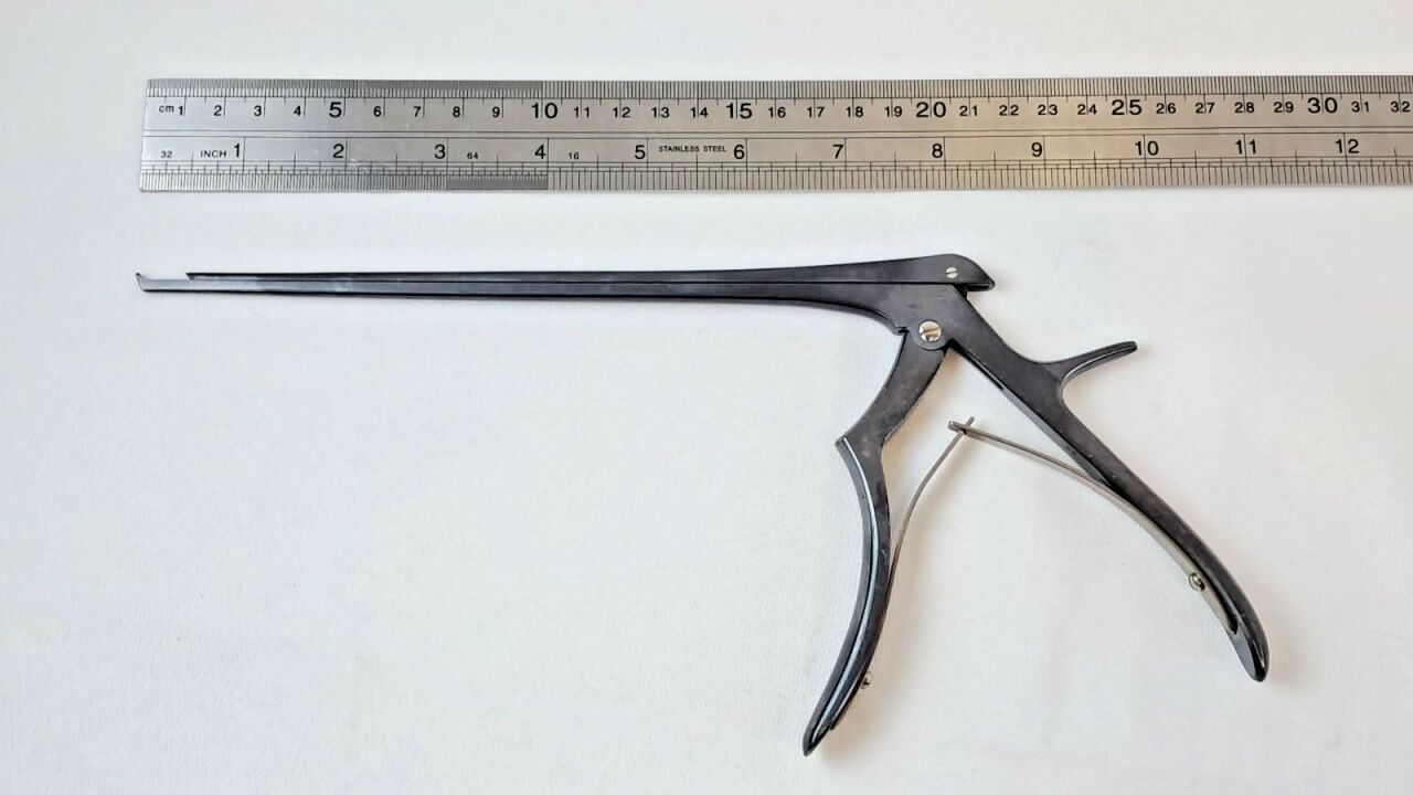 INTEGRA Ruggles RD4882 Black Diamond Micro Kerrison Rongeur 2mm 40° Up 8" Thin — photo 5