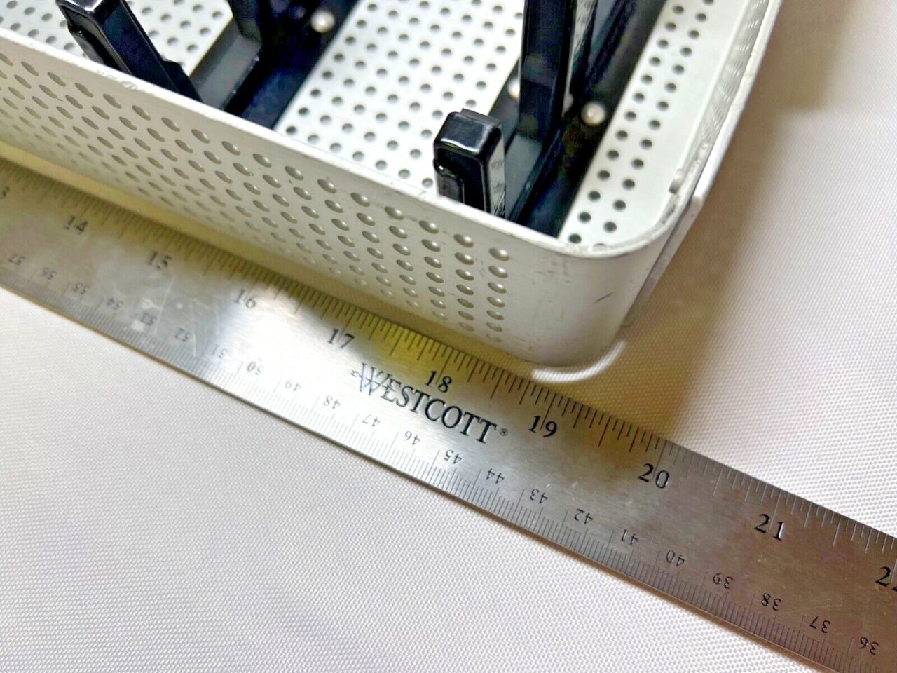 LIFE INSTRUMENTS  5 Slot Lumbar Elevator Curette Sterilization Case — photo 5