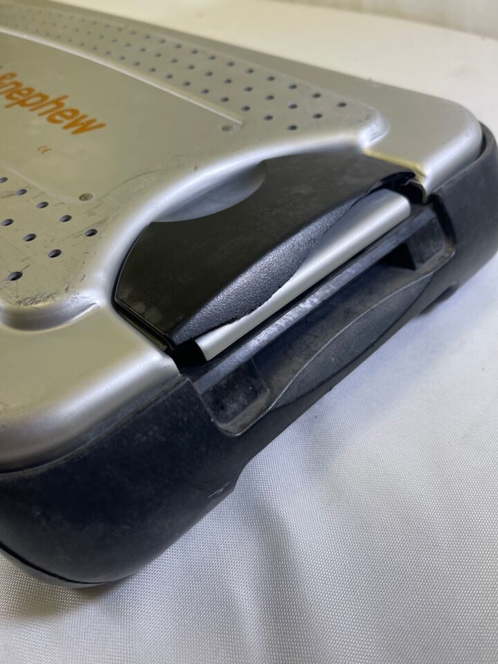 SMITH & NEPHEW 7144-3113 Genesis II  CR Tibial Insert Trial Tray — photo 15