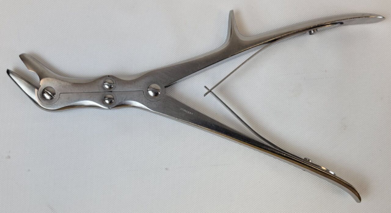 JARIT 23246 Angular Duckbill Rongeur, 9" 3mm Bite Jaws Double Action Curved Echlin Duckbill Rongeur — photo 5