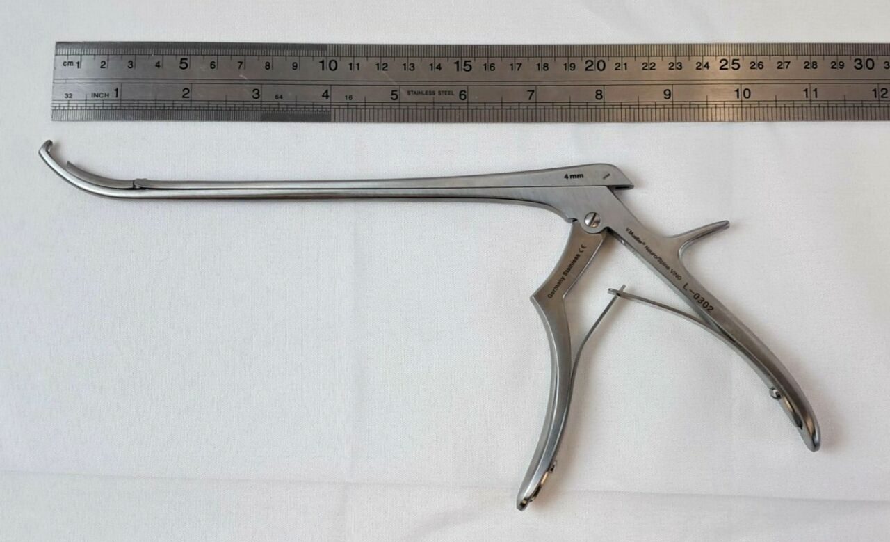 V. MUELLER L-0302 Neuro/Spine VINO Rongeur 4mm, Curved, Up, 70 Deg. — photo 6