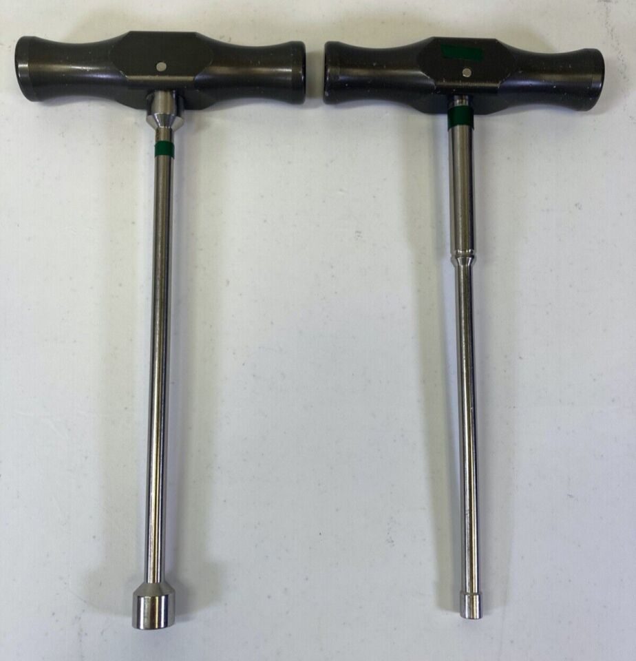 MEDTRONIC SOFAMOR DANEK 5.5mm & 13mm Set of 2 T-Handle Socket Wrenches
