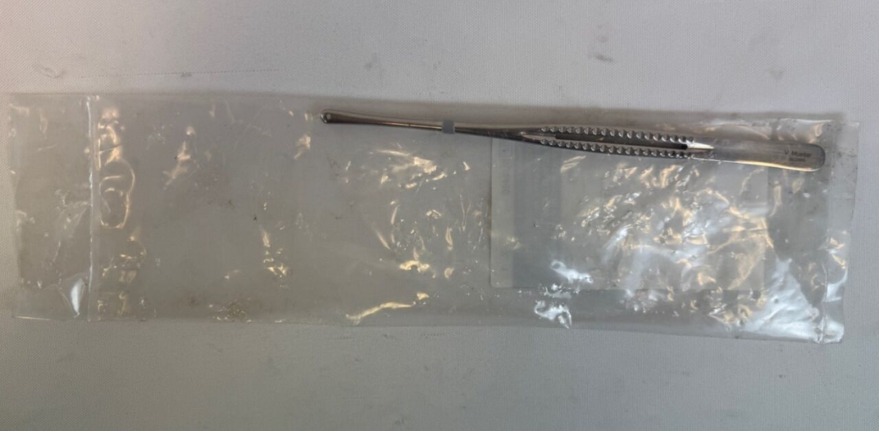 V. MUELLER SU2460 Russian Tip Fenestrated Jaws 9" Mayo-Russian Forceps