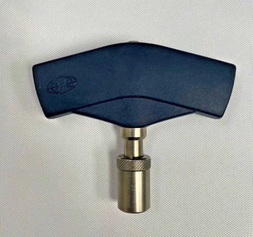 STRYKER 702628 Asnis III Elastosil T-Handle w/ Large Hall A/O Quick Connect — photo 4