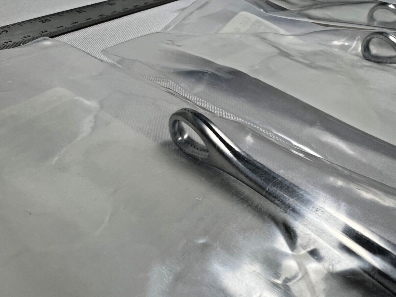 CAREFUSION GA650 Foerster Sponge Forceps Straight Serrated 9-1/2" — photo 4