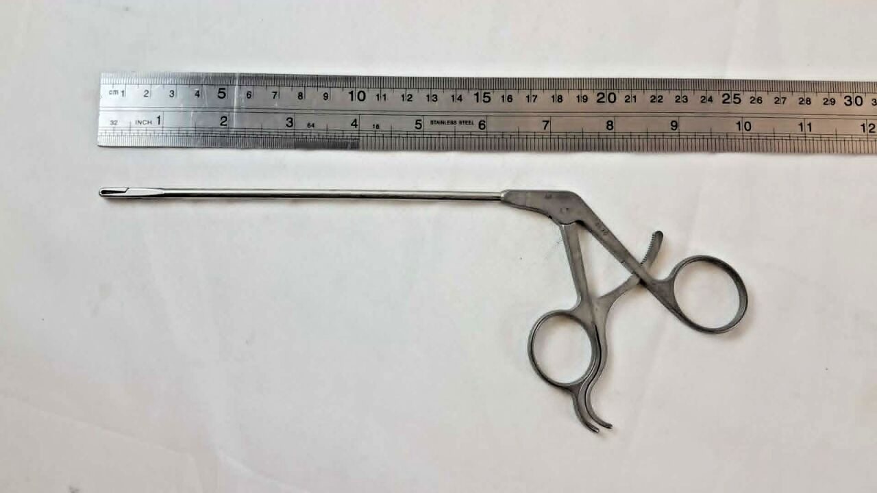 ARTHREX AR-13960 Arthroscopic Suture Retriever / Grasper SR Handle — photo 5