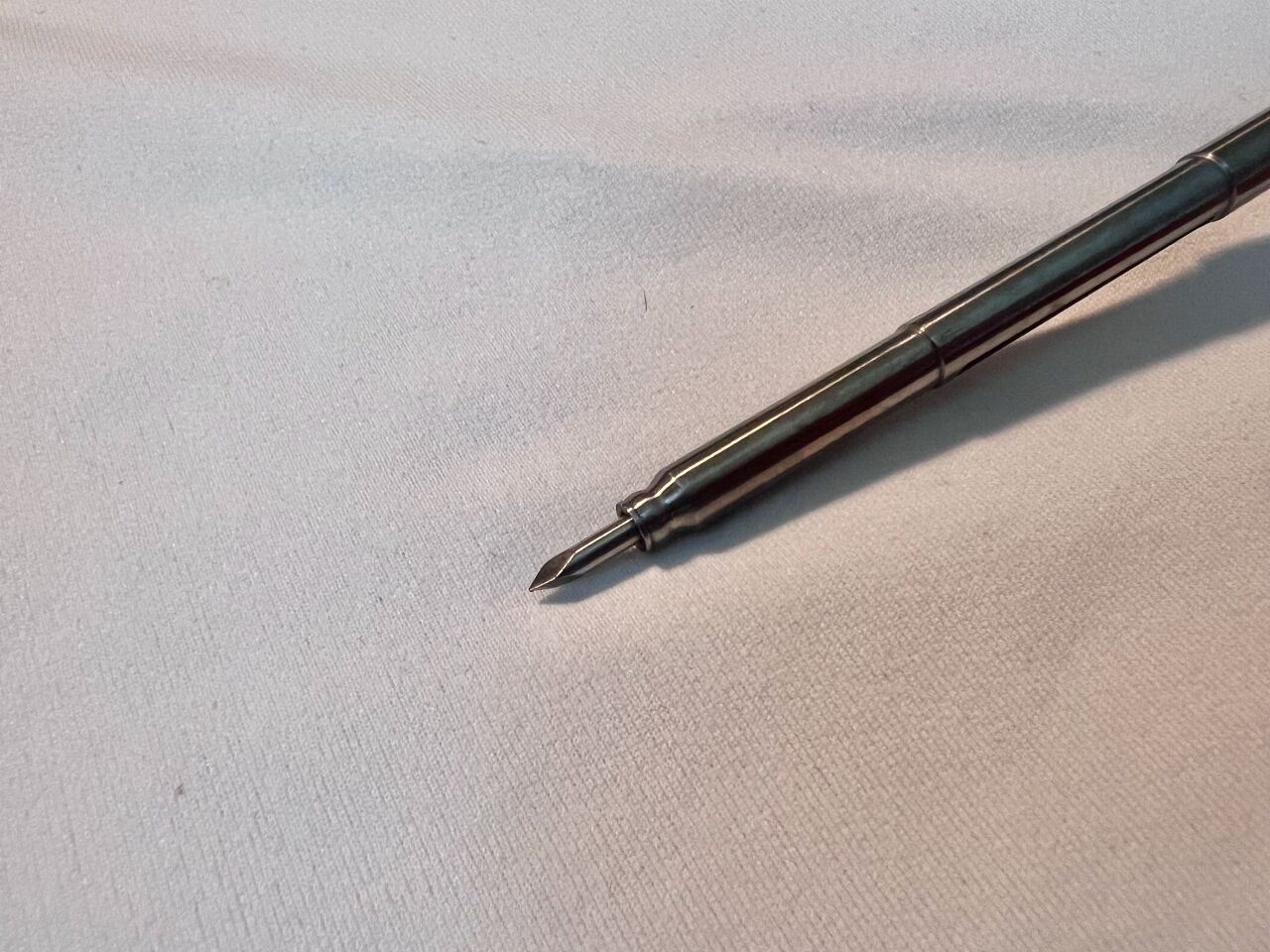 SYNTHES 324.111 2.5mm  Vectra-T  Awl w/ Trocar Tip — photo 2