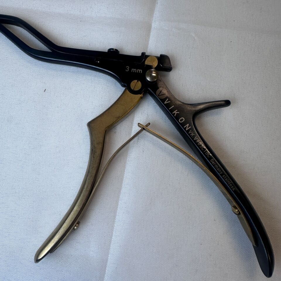 STERIS VIKON VK.V903CTBC Quick Release Kerrison Rongeur 3mm — photo 4