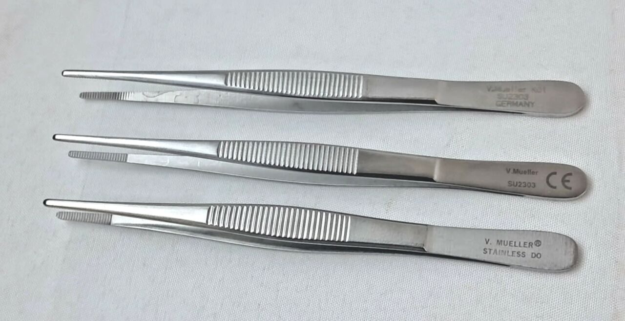 V. MUELLER SU2303 Dressing Serrated Forceps lot of 3 — photo 2