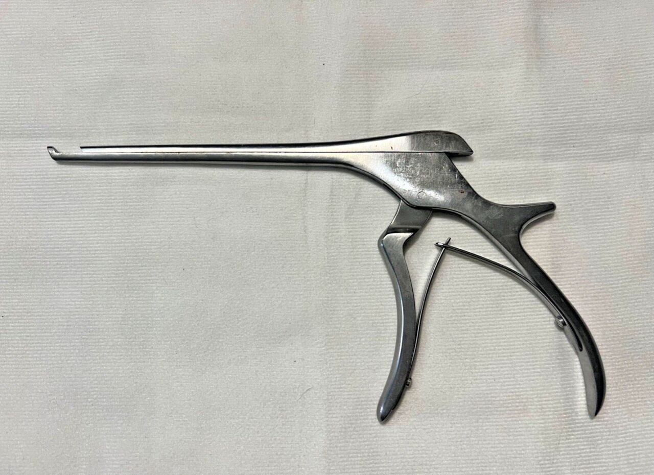 AESCULAP FM824R Kerrison Rongeur 4mm Up Bite X 7" Length