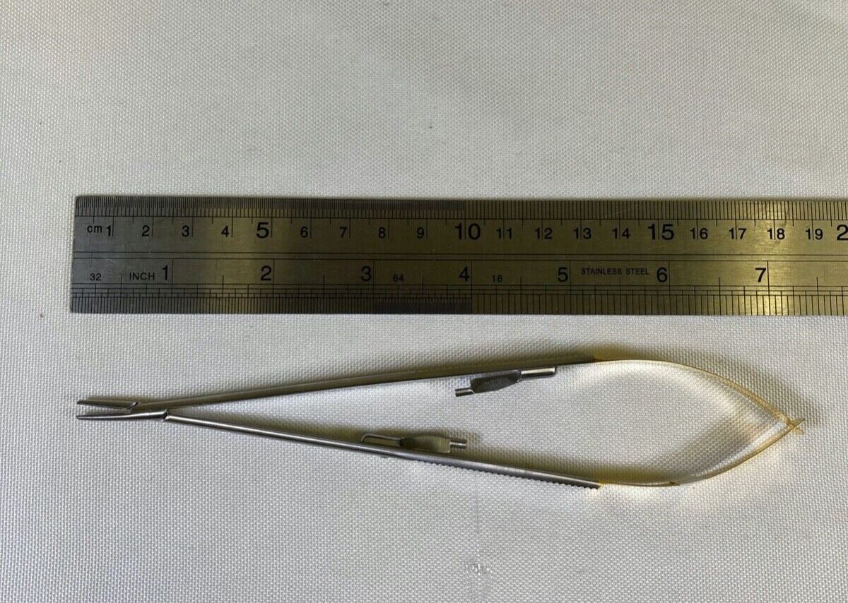 SSI ULTRA 32444 Castroviejo Needle Holder w/ Catch 7" Flat Handle T/C Jaws — photo 9
