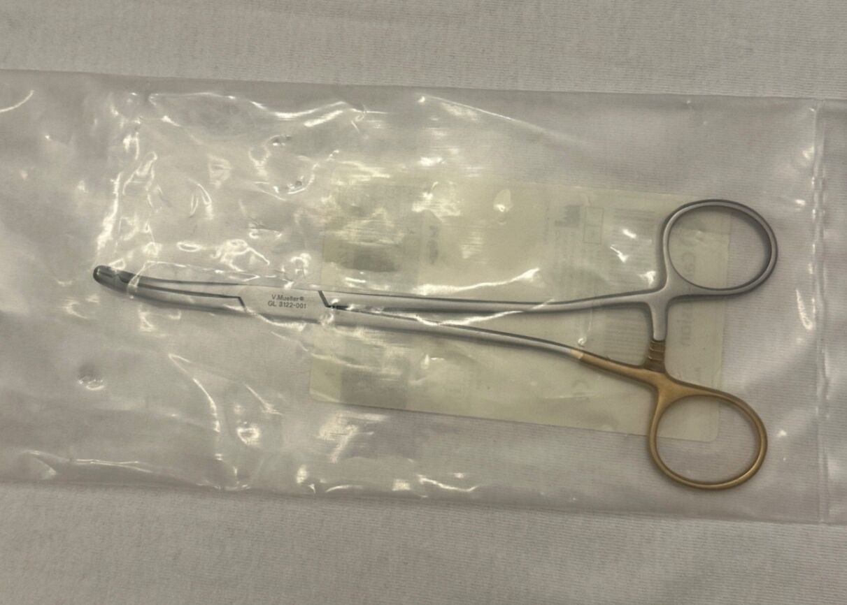 V. MUELLER GL3122-001 Glenner Hysterectomy Forceps Curved Left WL 21cm — photo 7