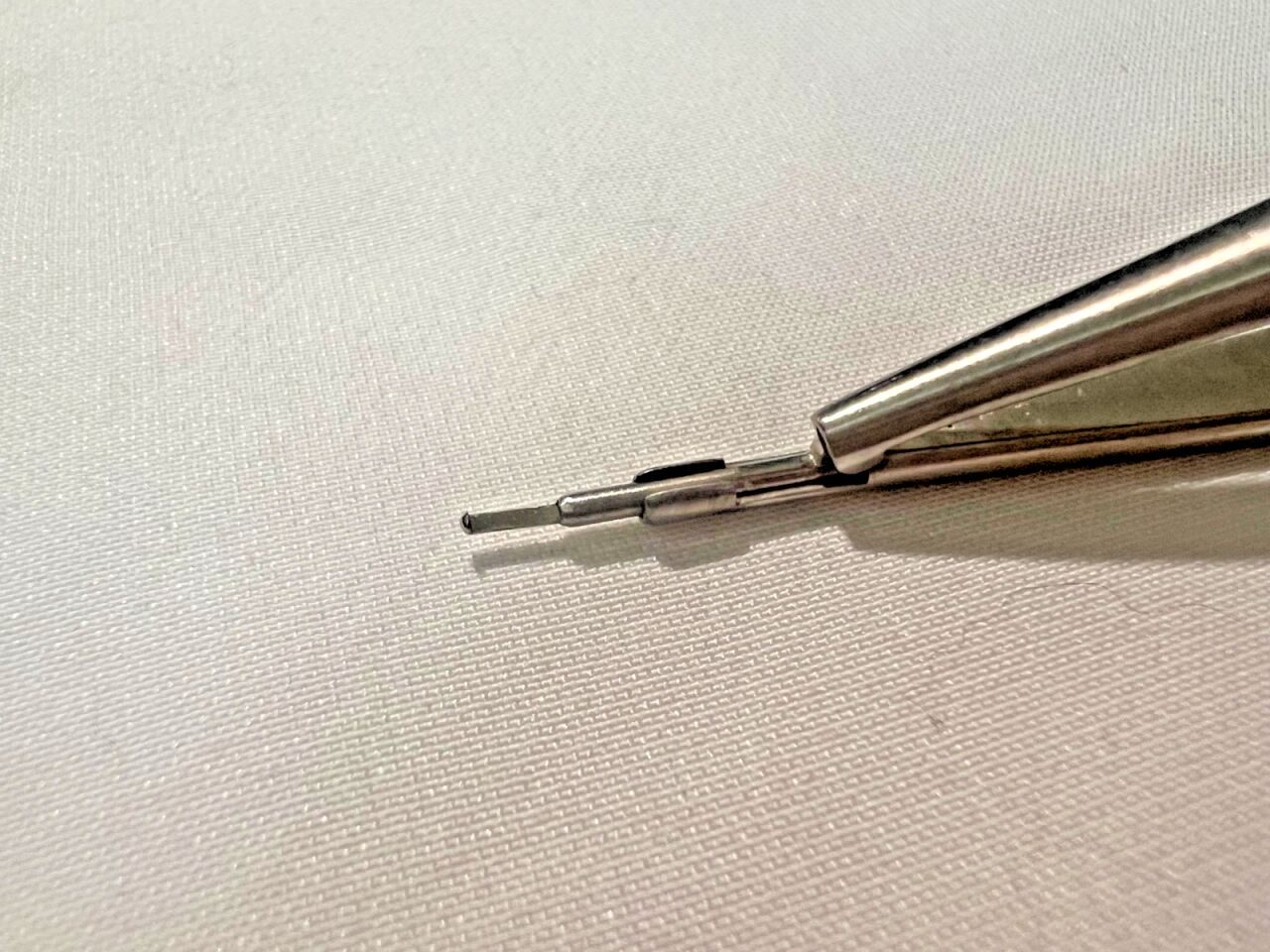 KATENA K2-9510 Descemets Membrane Kelly Punch 1mm Head X 0.75mm Deep Bite — photo 3