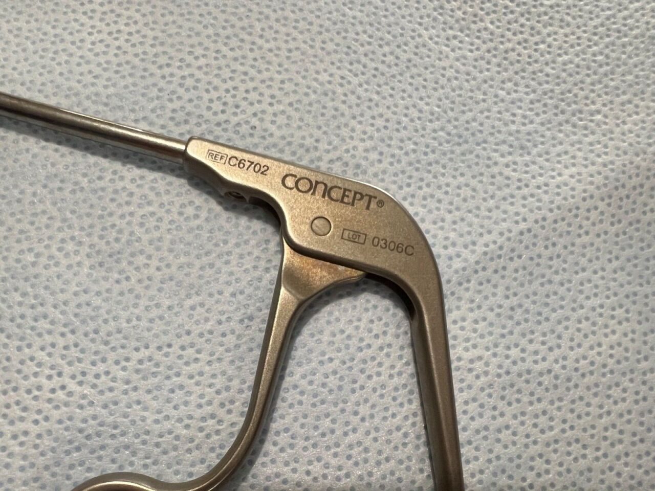 CONMED LINVATEC C6702 Right Retro Arthroscopic Punch 6-1/2" Length — photo 2