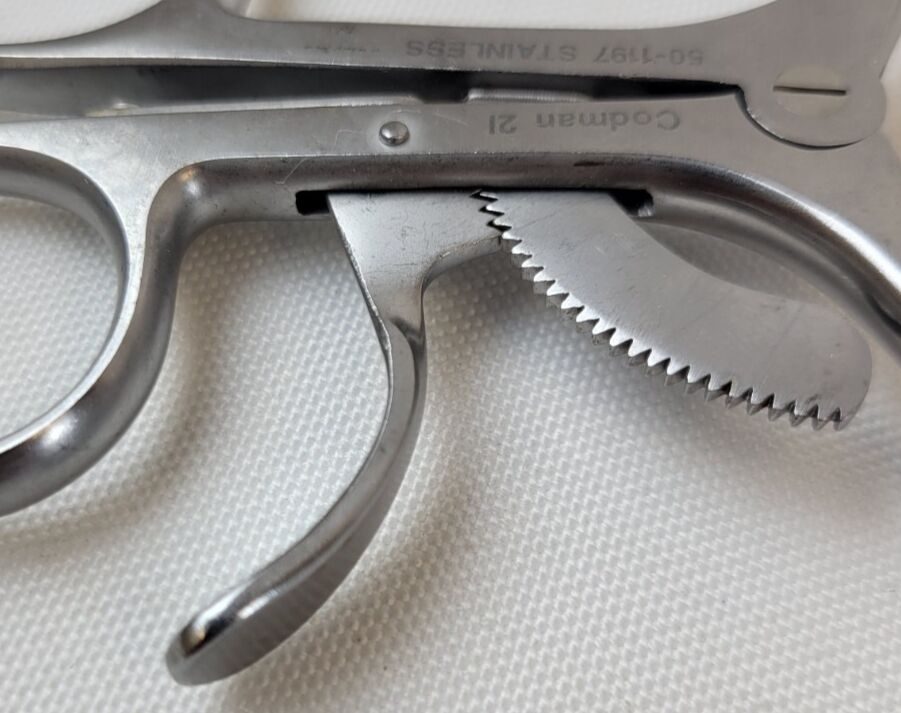 CODMAN 50-1197 Weitlaner Retractor, Blunt, 3x4 Prongs, 6-1/2" — photo 9