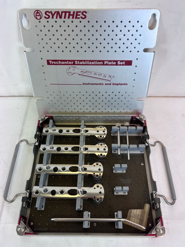 SYNTHES  Trochanter Stabilization Plate Set — photo 1