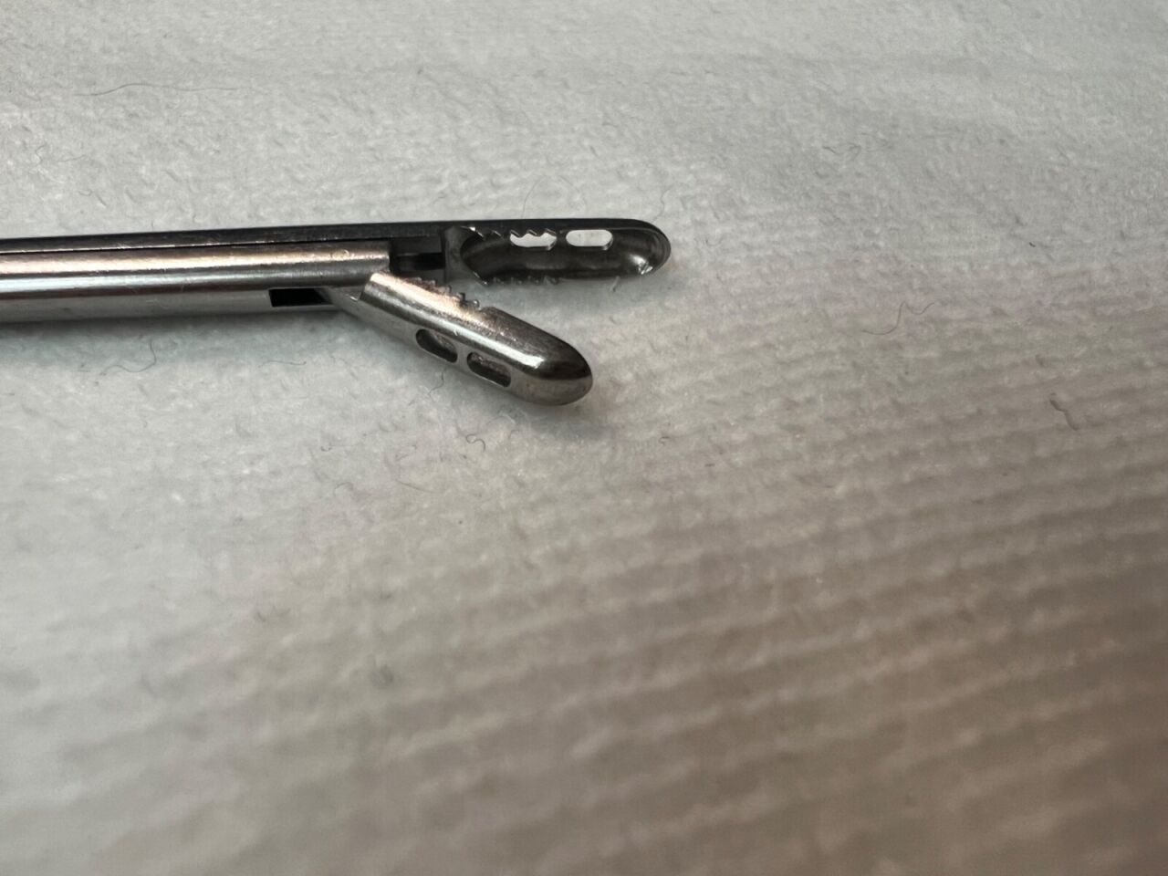 AESCULAP FF503R Craniofacial Rongeur 3mm X 12mm X 5-1/2" Length Neurology — photo 2