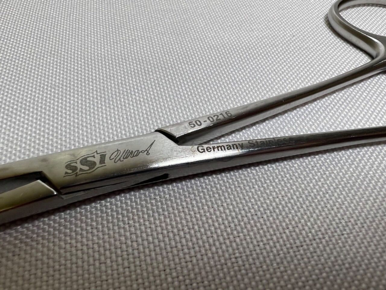 SSI ULTRA 50-0216 Allis Tissue Forceps 5x6 Teeth, 6" Length — photo 2