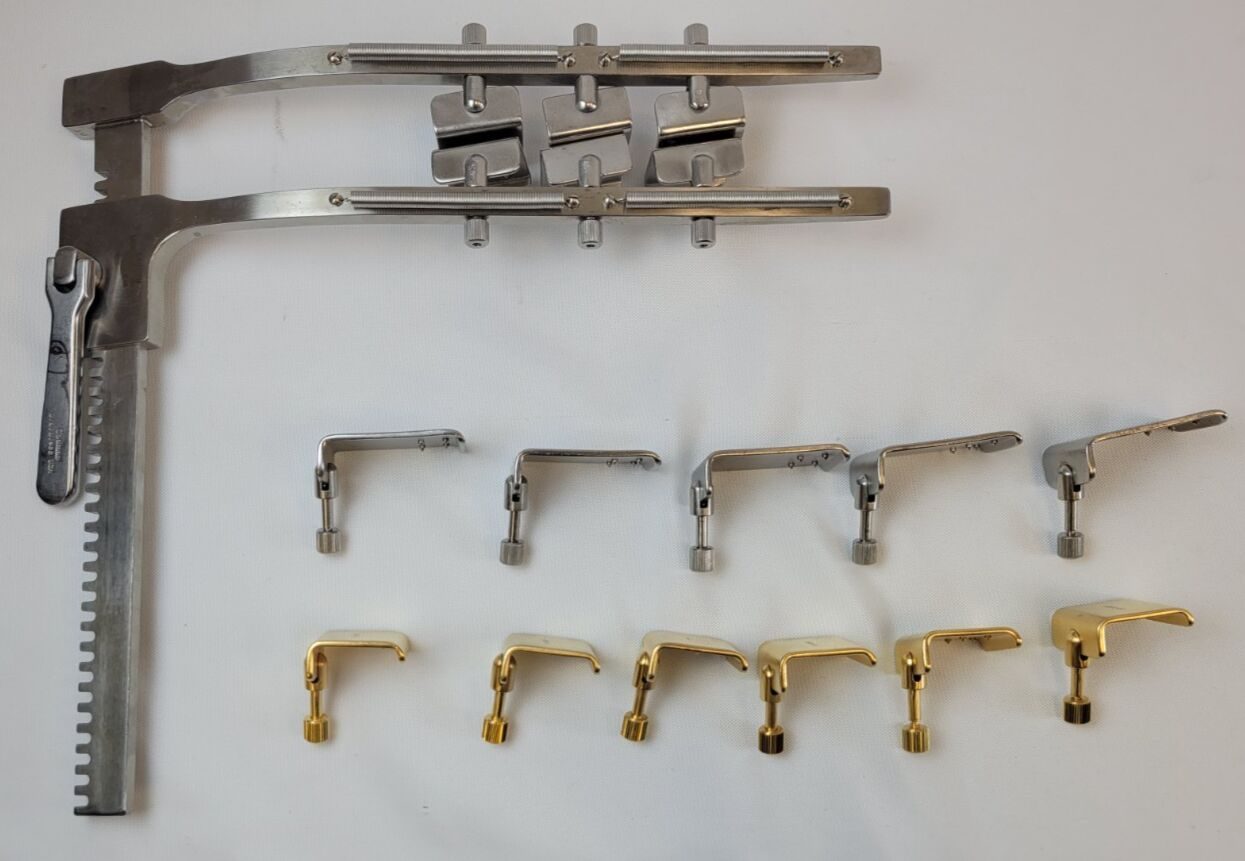 CODMAN 50-8069 Ankeney Retractor with 6 Retractor Blades Plus Extra Blades