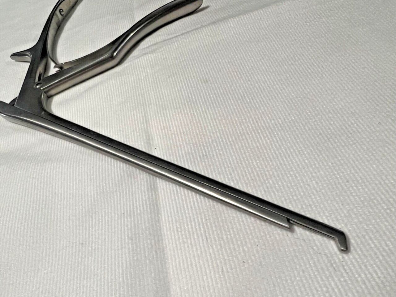 RICHARDS 28-2601 Kerrison Rongeur 3mm X 40deg Upbite 8" Length Neuro Spine — photo 2