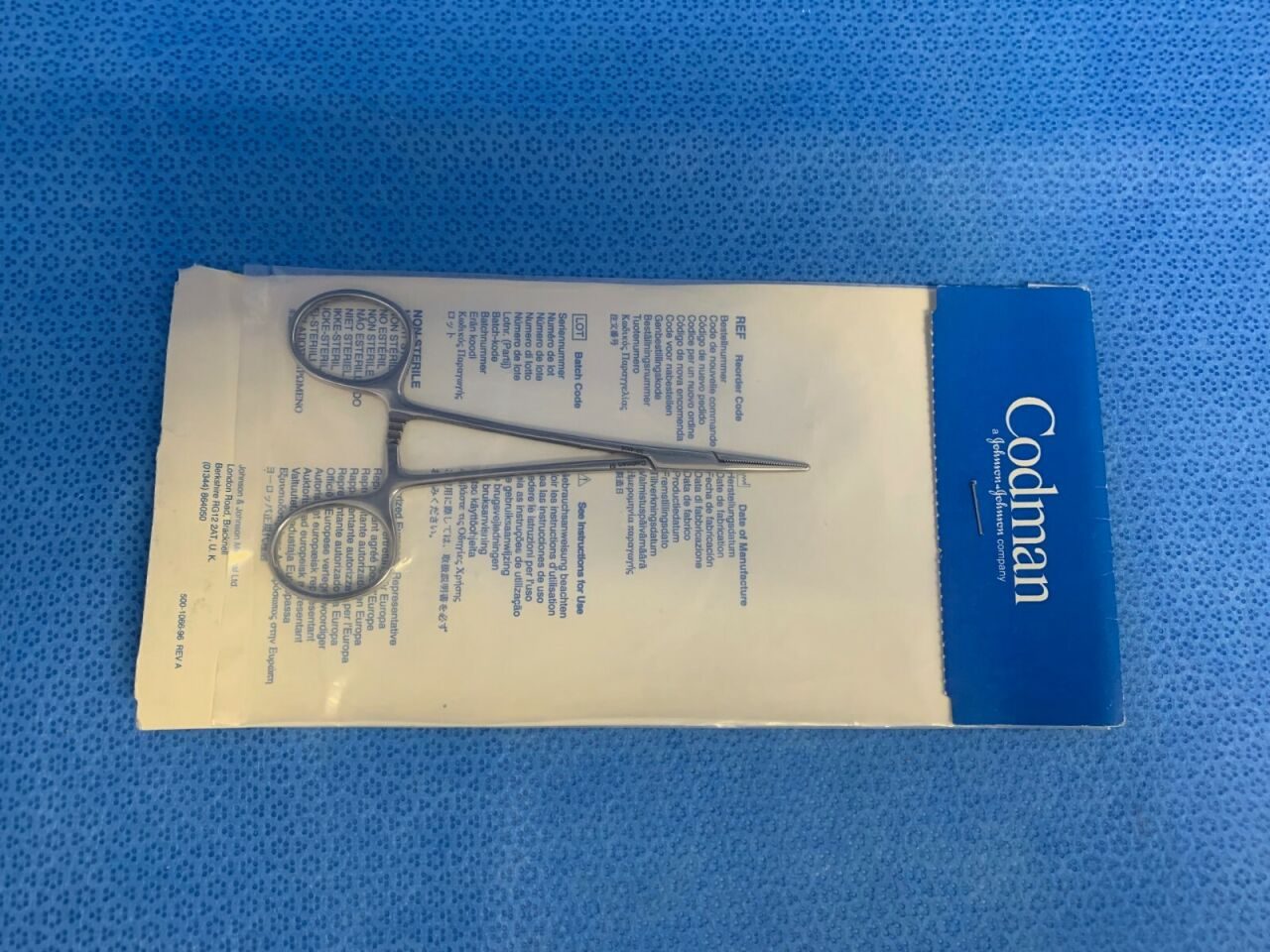 CODMAN 30-4105 Halsted Hemostatic Forceps Straight 1X2 Teeth 5" — photo 2