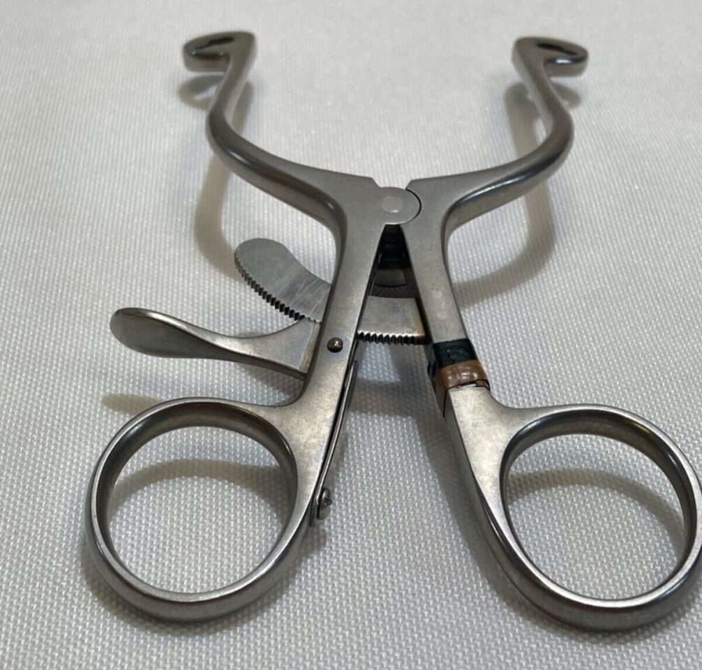 SKLAR  7 Piece Rectal Retractor Set w/ Frame Center Blade & Tray — photo 6