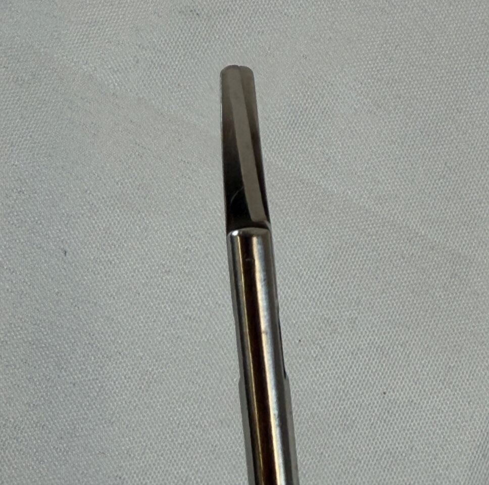 EDWARDS ERGS01536 MICS Double Action Curved Scissors 5mm x 36cm ThruPort CVOR — photo 6