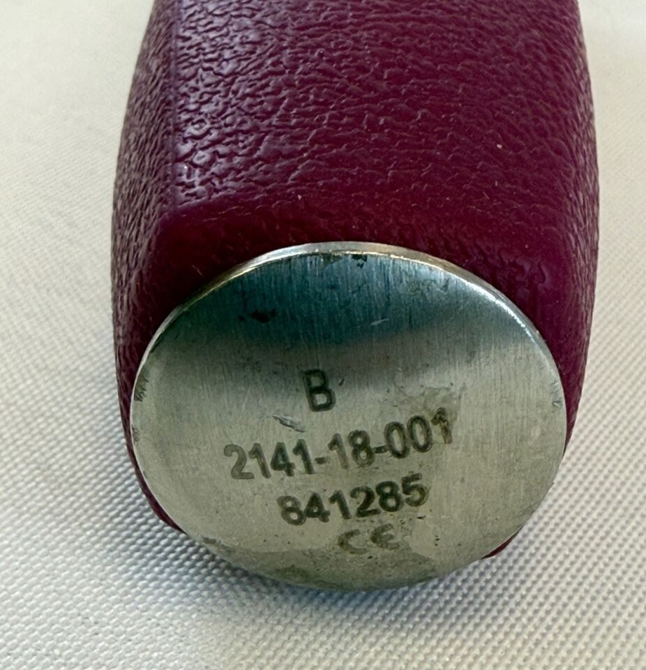 ZIMMER BIOMET 2141-18-001 2.0Nm Torque Limiting Q/C Driver Handle Small Fragment — photo 2