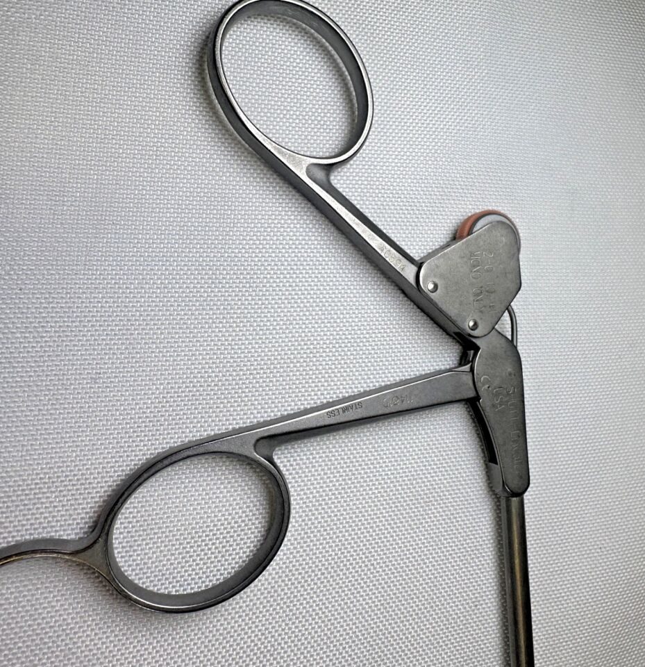 SHUTT-LINVATEC 114810 Surgical Suture Punch Forceps — photo 8