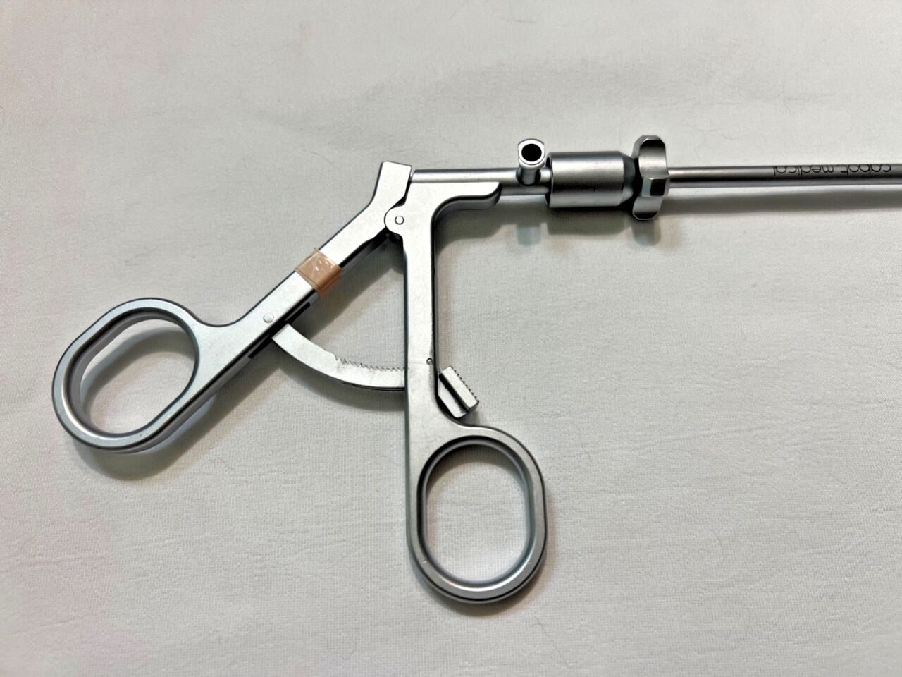 CABOT MEDICAL 005500-901/3-F Laparoscopic Grasping Forceps 5mm x 32cm — photo 2