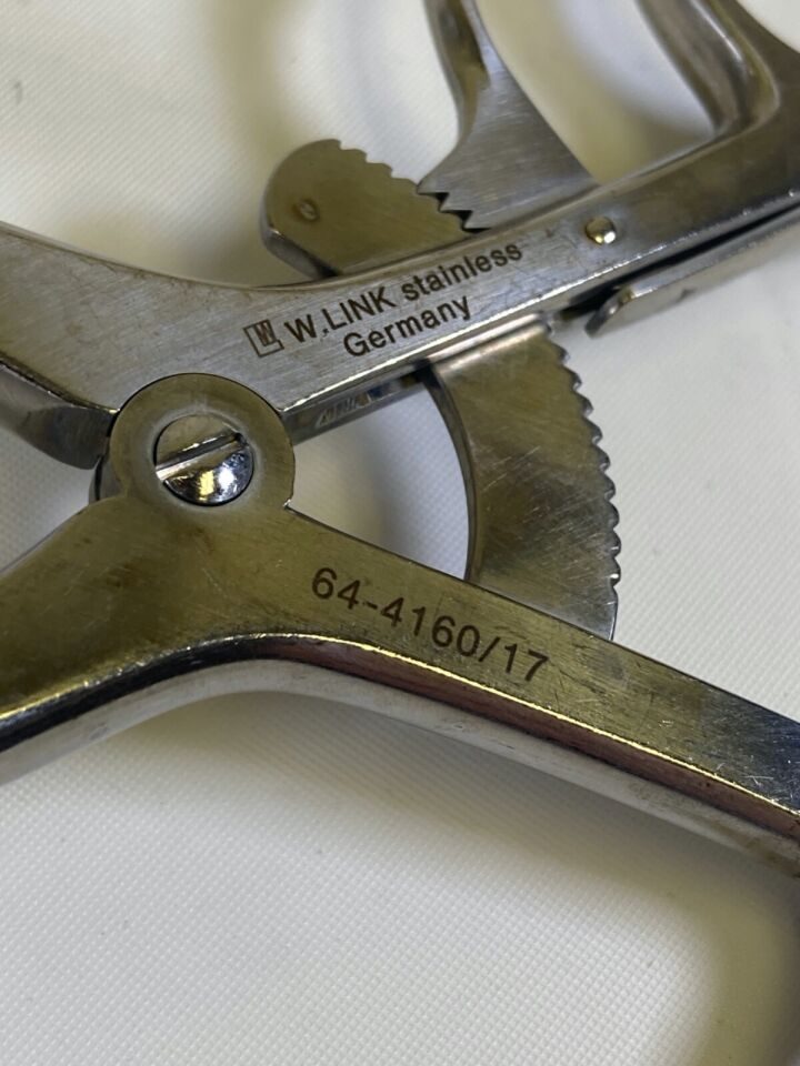 W. LINK 64-4160/17 Kolbel Soft Tissue Retractor 190mm Single Prong Angled Arms — photo 2