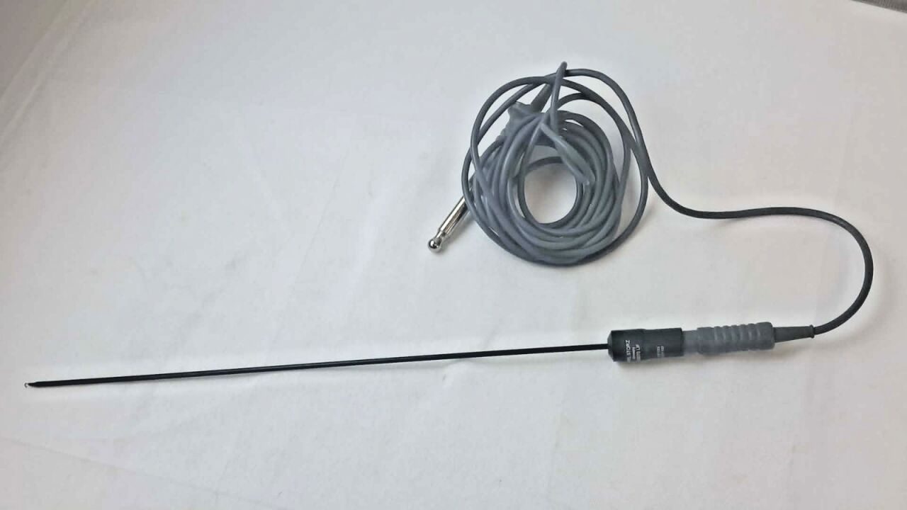 KARL STORZ 26870 UF & 26006M L-Shaped Electrode & Monopolar Cord Set 3mm x 30cm — photo 2