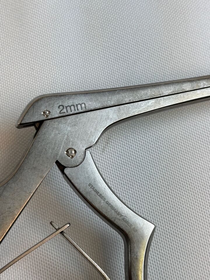 V. MUELLER NL3785-161 2mm x 90deg Up x 8" Rhoton Stella Punch Kerrison Rongeur — photo 4