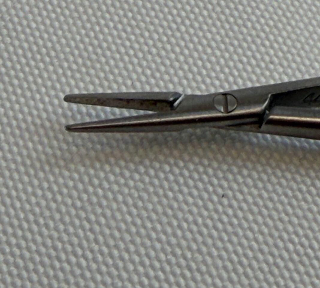 ADLER 54-7608 T/C w/ Catch 7" Neuro Vascular Micro Rhoton Needle Holder — photo 3